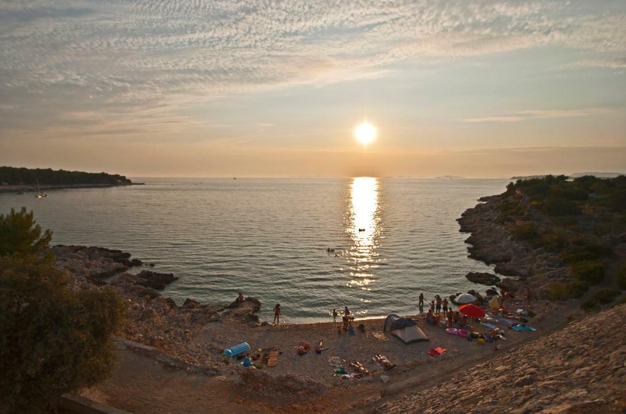 Buntin Apartments Primošten Εξωτερικό φωτογραφία